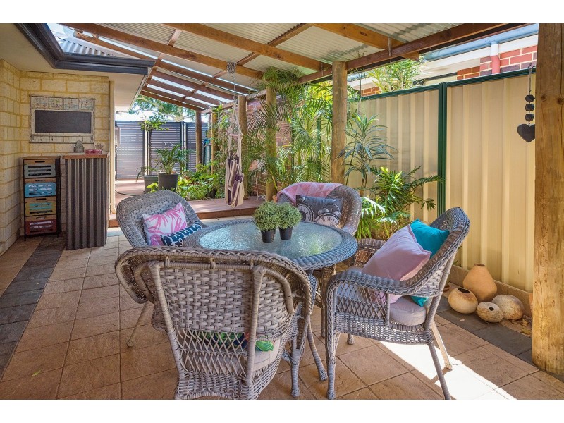 5 Village Lane, Success WA 6164