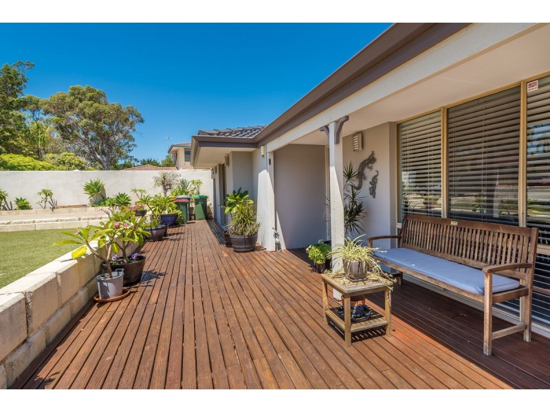 4 Ocean View Road, Edgewater WA 6027