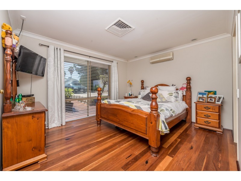 4 Ocean View Road, Edgewater WA 6027