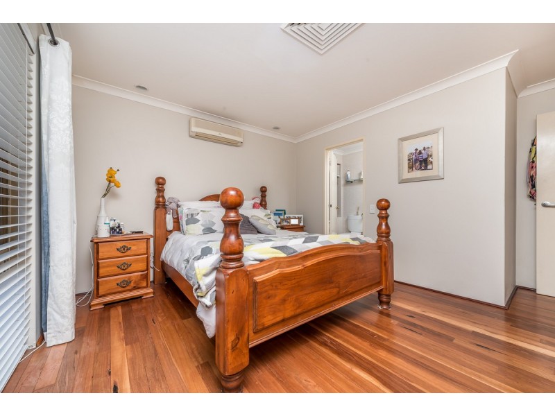 4 Ocean View Road, Edgewater WA 6027