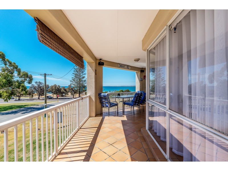 3 Janis Street, Halls Head WA 6210