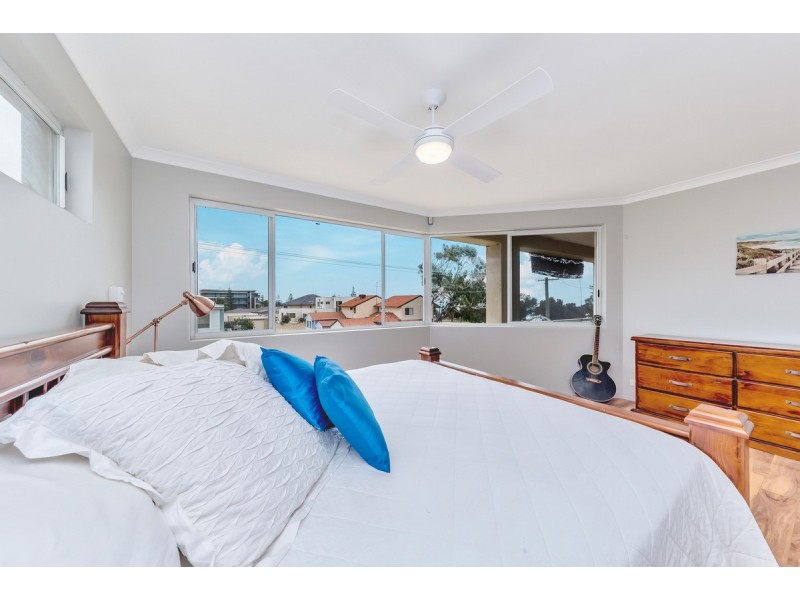 3 Janis Street, Halls Head WA 6210