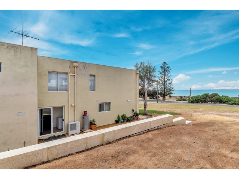 3 Janis Street, Halls Head WA 6210