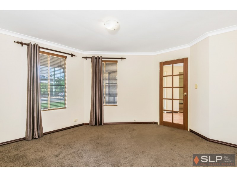 14 St Ives Drive, Yanchep WA 6035