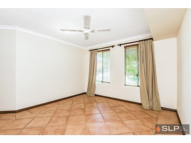 14 St Ives Drive, Yanchep WA 6035