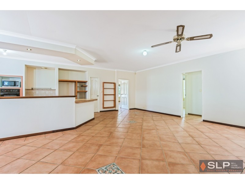 14 St Ives Drive, Yanchep WA 6035