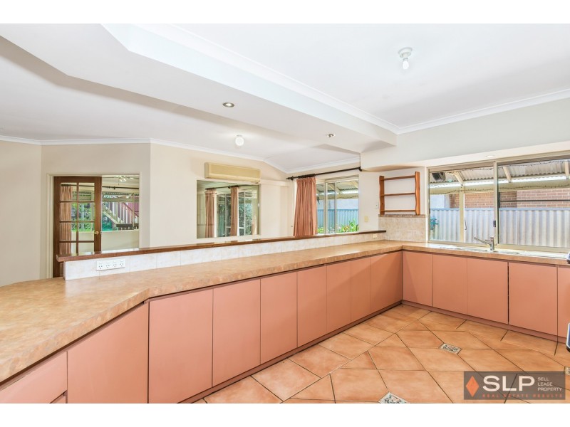 14 St Ives Drive, Yanchep WA 6035