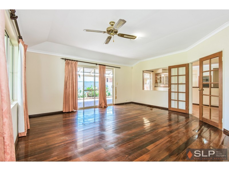 14 St Ives Drive, Yanchep WA 6035