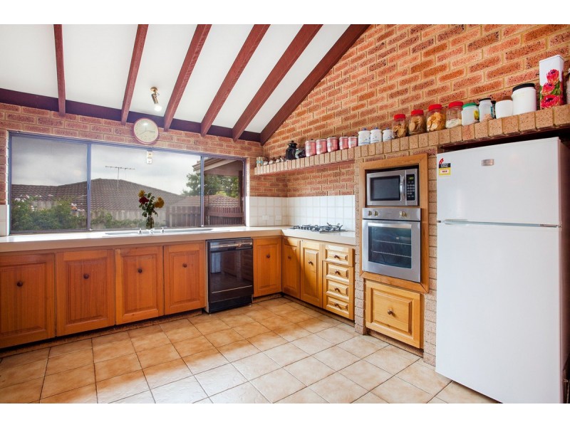 12 Ainslie Court, Kardinya WA 6163