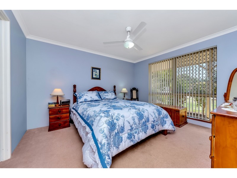 10 Saskatchewan Way, Greenfields WA 6210