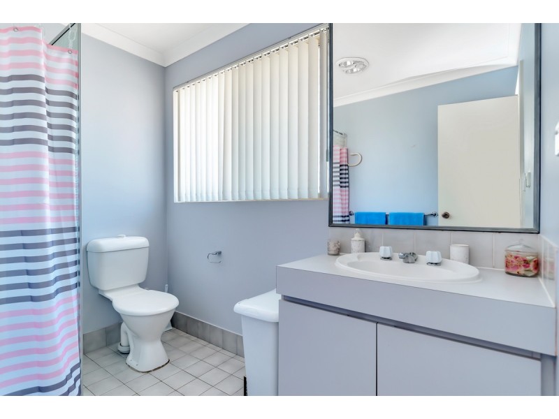 10 Saskatchewan Way, Greenfields WA 6210