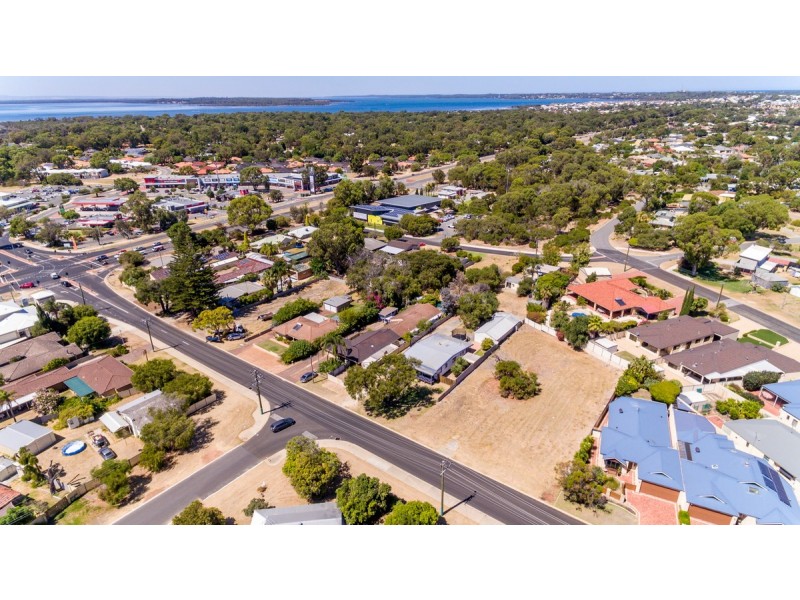 17 Mercedes Avenue, Falcon WA 6210