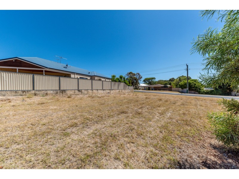 17 Mercedes Avenue, Falcon WA 6210