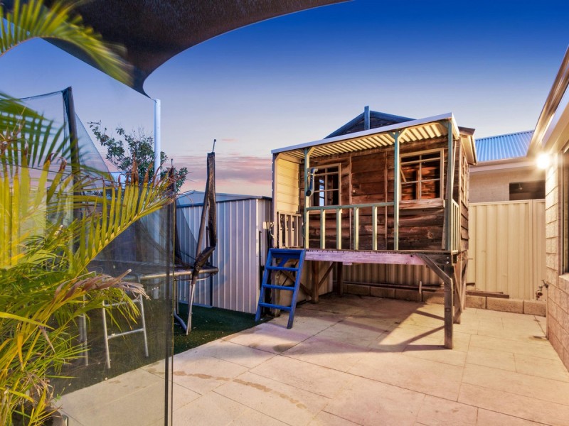 12 Martindale Avenue, Madeley WA 6065