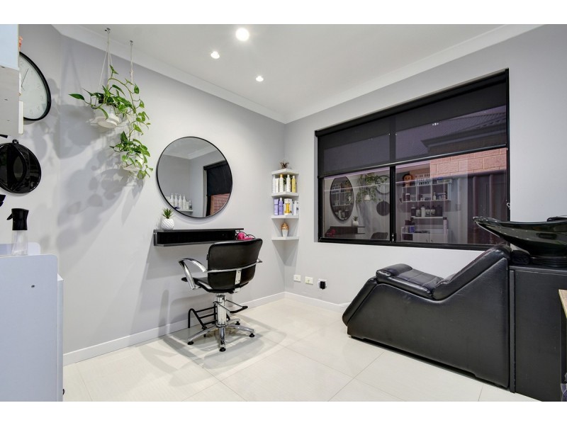 3 Mystery Road, Banksia Grove WA 6031