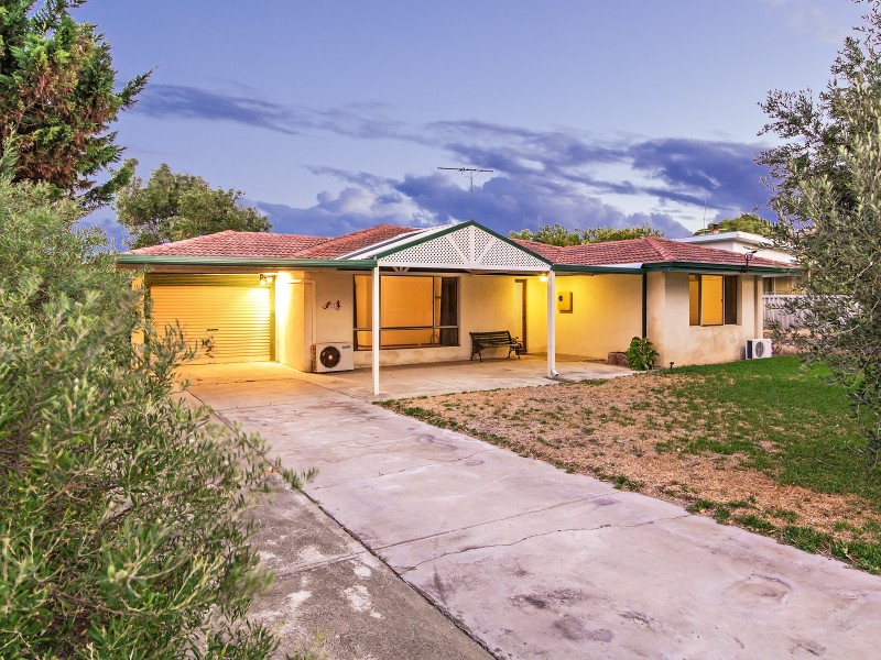16 Fanning Way, Singleton WA 6175