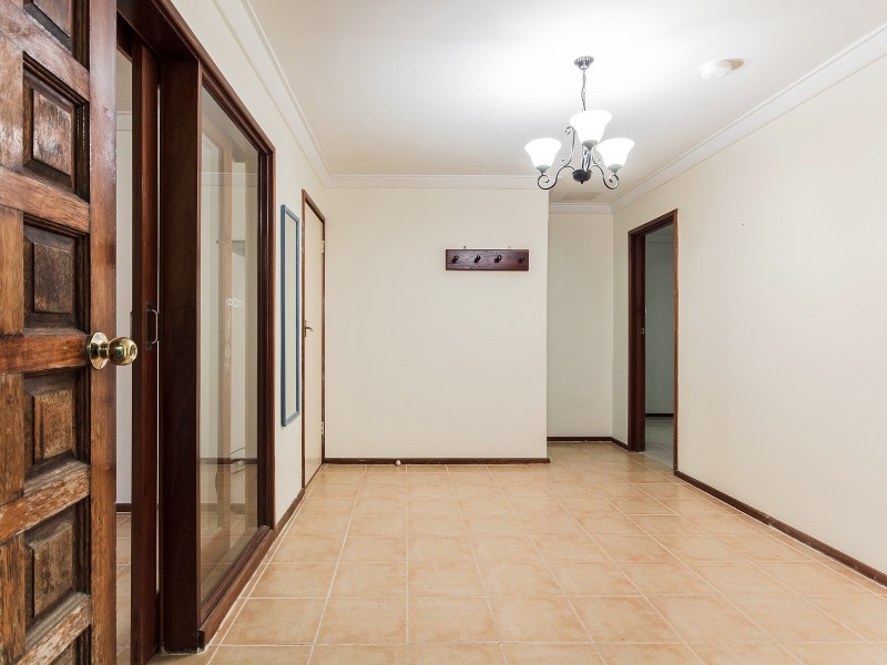 16 Fanning Way, Singleton WA 6175
