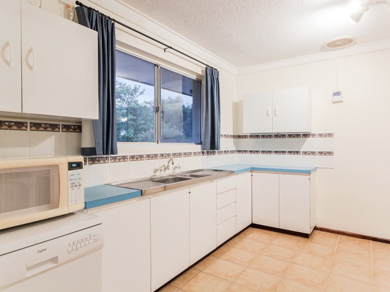 16 Fanning Way, Singleton WA 6175