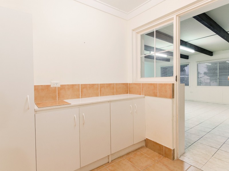 16 Fanning Way, Singleton WA 6175