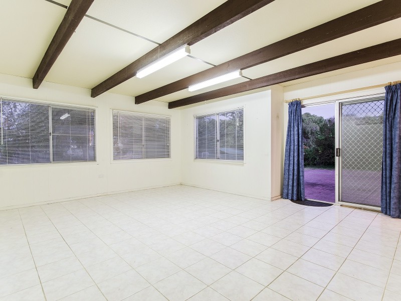 16 Fanning Way, Singleton WA 6175
