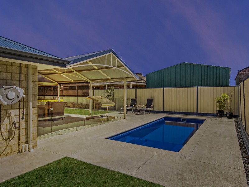 5 Jardine Pass, Bertram WA 6167