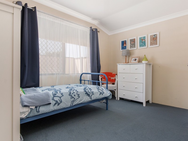 5 Jardine Pass, Bertram WA 6167
