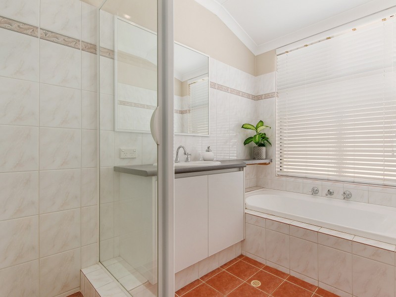 5 Jardine Pass, Bertram WA 6167