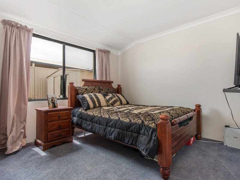 11 Westmoreland Circle, Bertram WA 6167