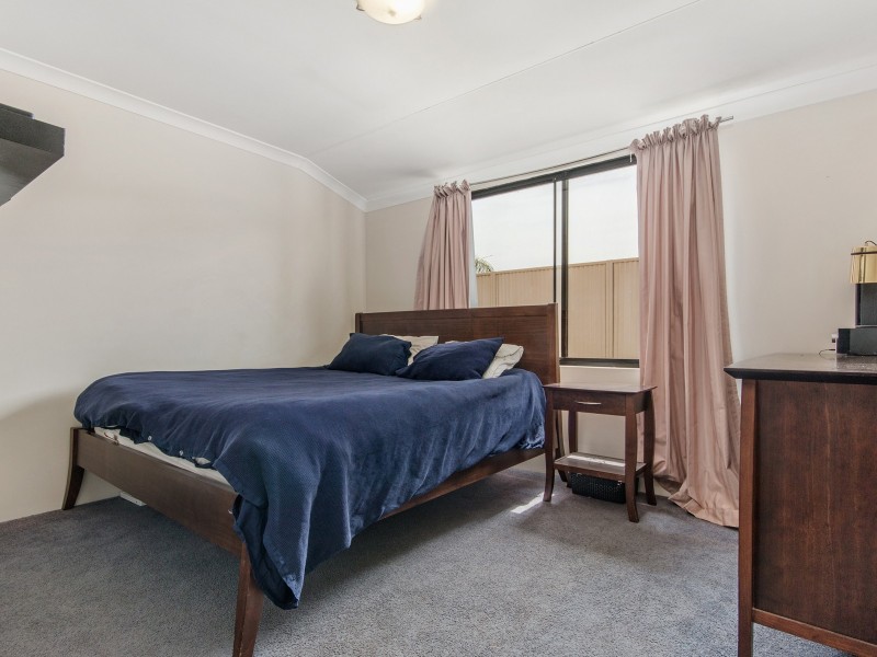 11 Westmoreland Circle, Bertram WA 6167