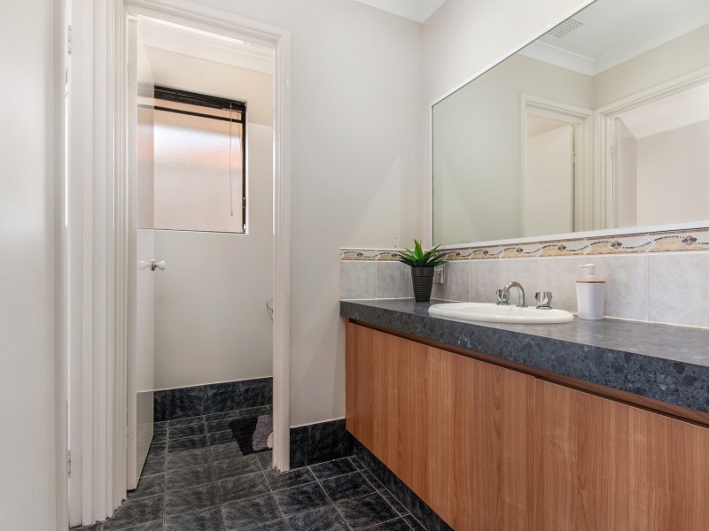 11 Westmoreland Circle, Bertram WA 6167