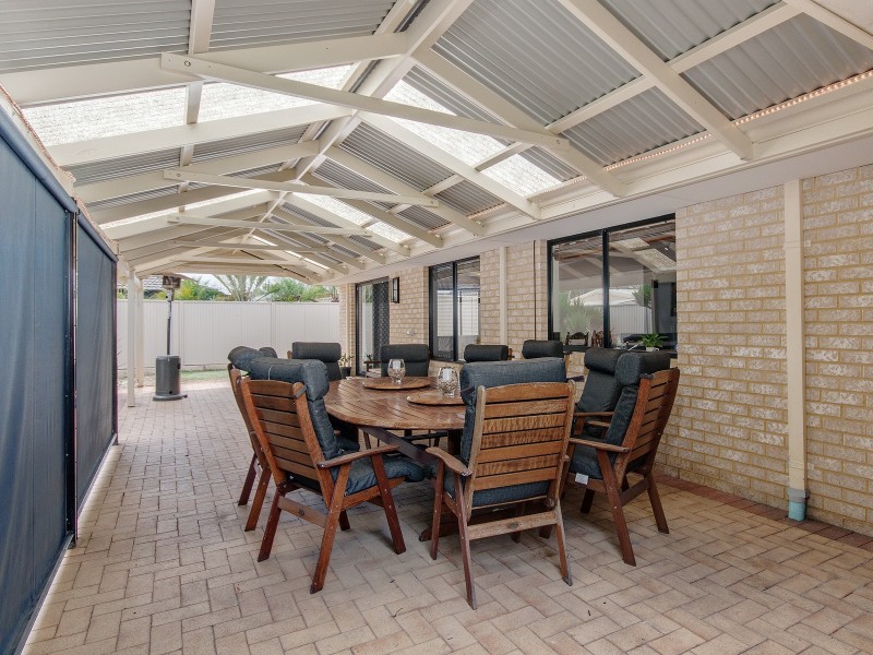 11 Westmoreland Circle, Bertram WA 6167