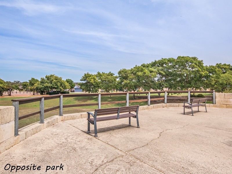 11 Westmoreland Circle, Bertram WA 6167
