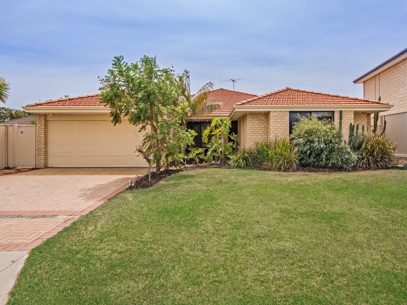 11 Westmoreland Circle, Bertram WA 6167