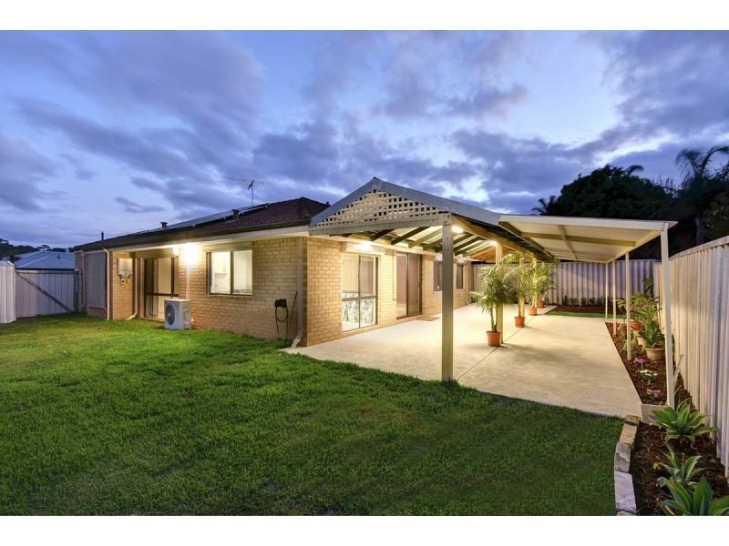 17 Canopy Court, Banksia Grove WA 6031