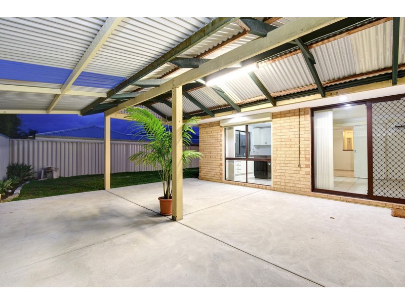17 Canopy Court, Banksia Grove WA 6031