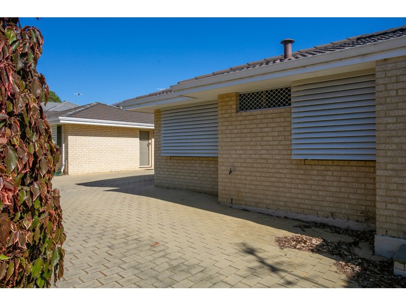 2/30 Carcoola Street, Nollamara WA 6061