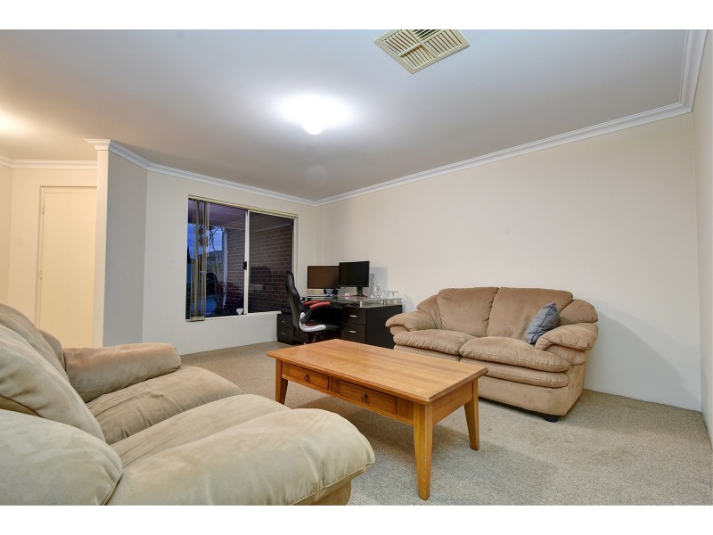 69 Da Vinci Drive, Tapping WA 6065