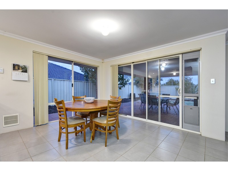 69 Da Vinci Drive, Tapping WA 6065