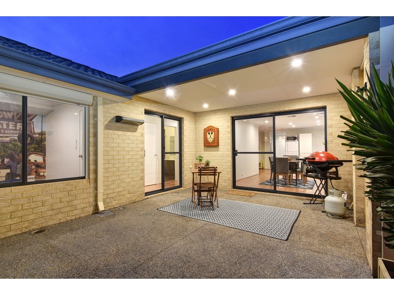 15 Sessilis Road, Banksia Grove WA 6031