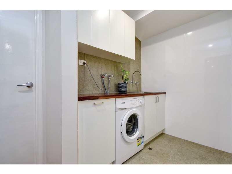 15 Sessilis Road, Banksia Grove WA 6031