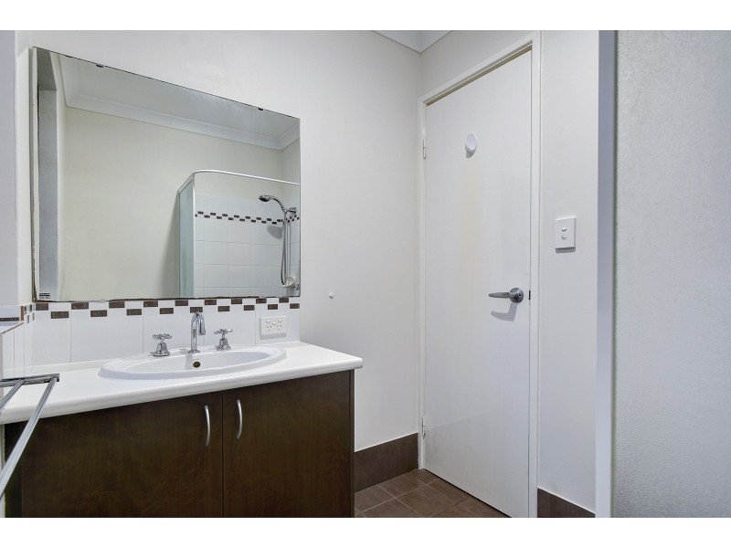 15 Sessilis Road, Banksia Grove WA 6031