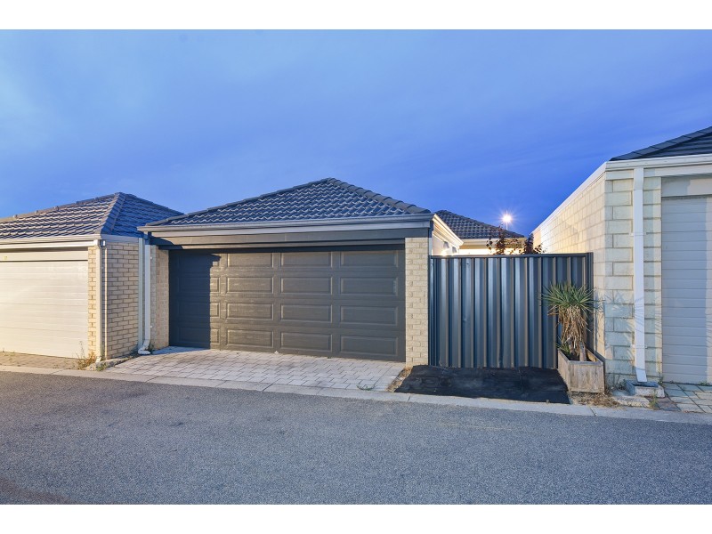 15 Sessilis Road, Banksia Grove WA 6031