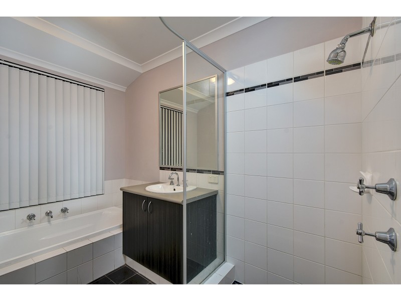 31 Montane Turn, Banksia Grove WA 6031