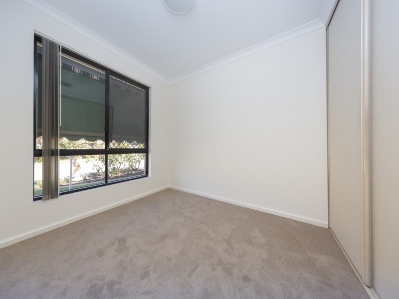 15/2 Keals Close, Bentley WA 6102