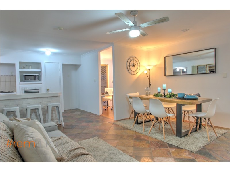 3 Redwood Court, Alexander Heights WA 6064