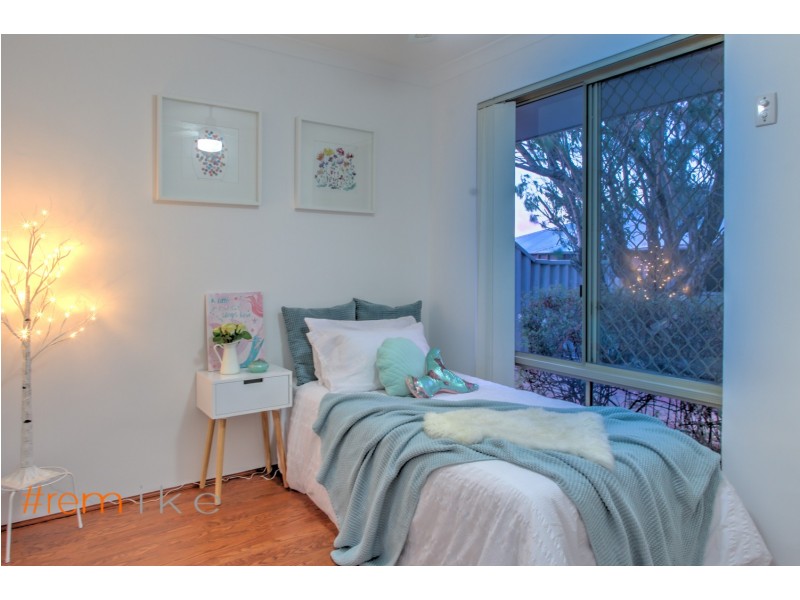 3 Redwood Court, Alexander Heights WA 6064