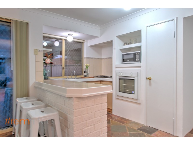 3 Redwood Court, Alexander Heights WA 6064