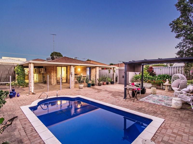 21 Bentley Street, Singleton WA 6175