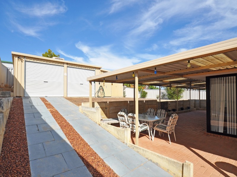 8 Haskell Gardens, Clarkson WA 6030