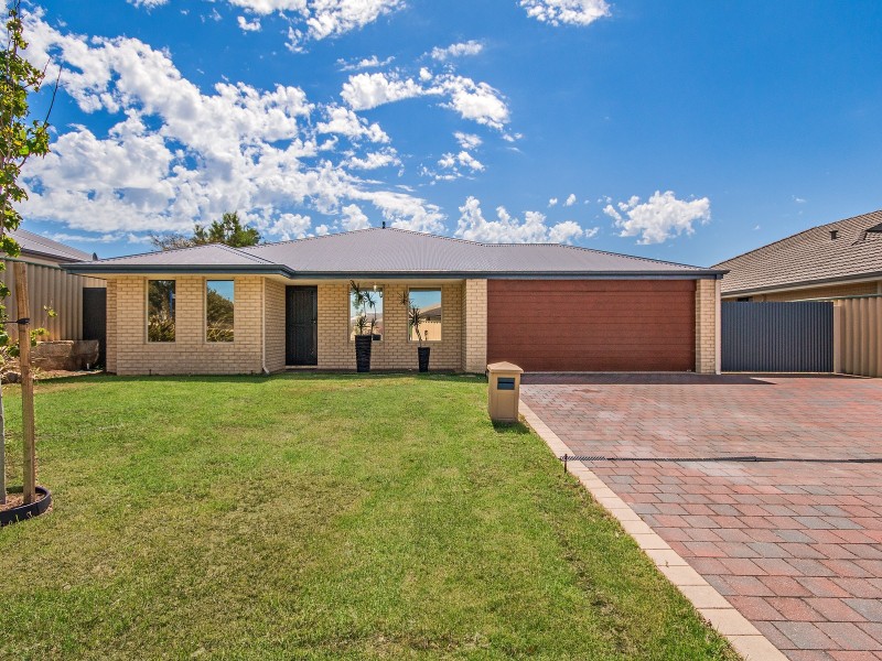 70 Champion Drive, Bertram WA 6167